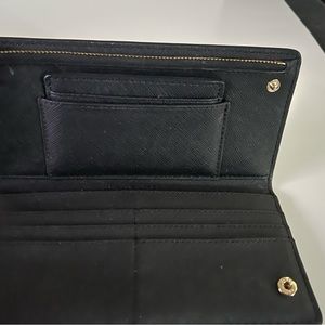 Michael Kors light weight Wallet